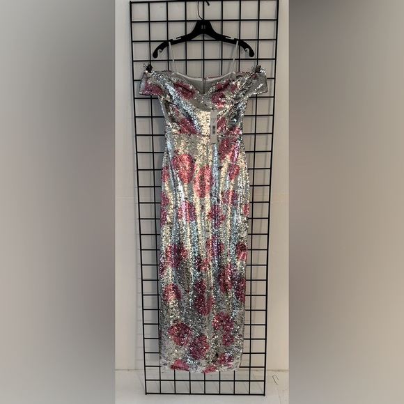 ML Monique Lhuillier Sequined Off The Shoulder Evening Dress - Picture 12 of 13